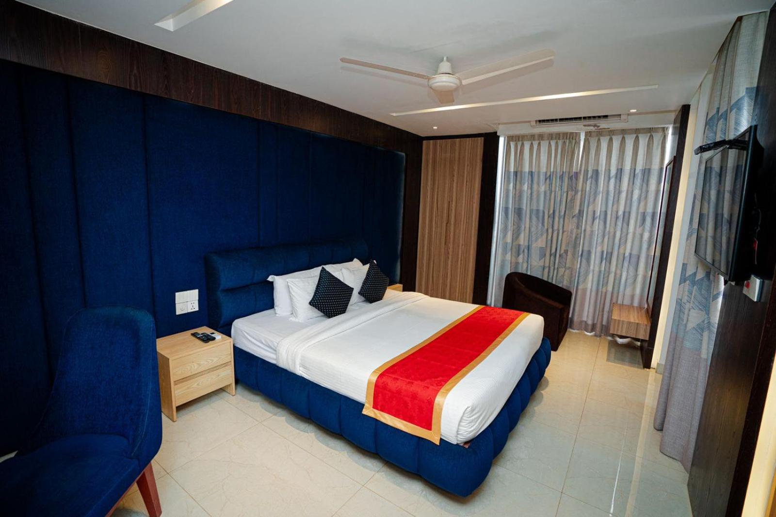 Royal Raj Hotel Rajshahi Esterno foto